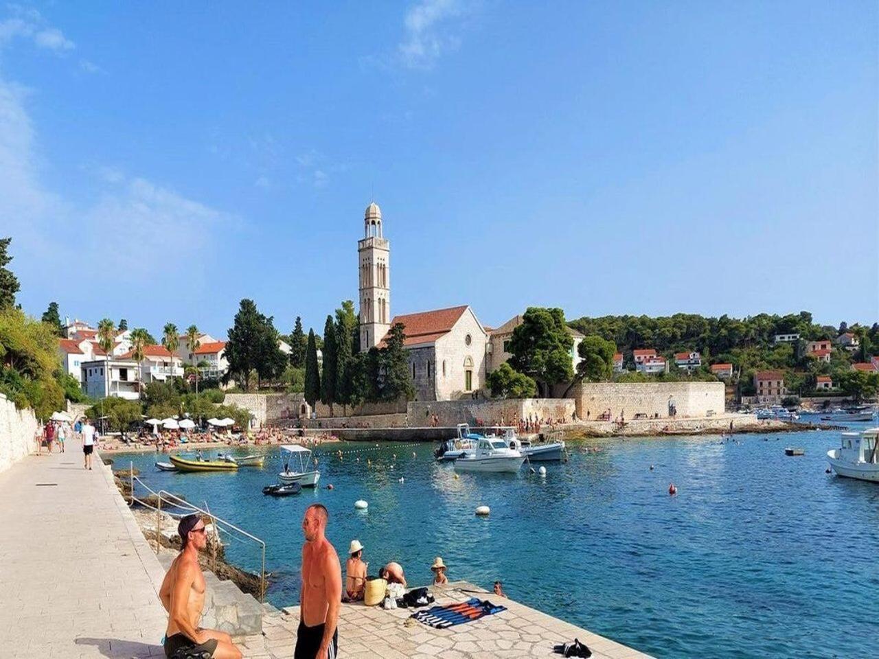 Apartment Eta Hvar Town Extérieur photo